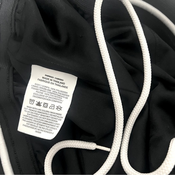 Nike Women’s Swoosh Dri-Fit ISoFly Basketball Shorts Size XL Black Activewear - Picture 5 of 7